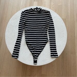 Forever 21 Striped Black & White Party Bodysuit Long Sleeve